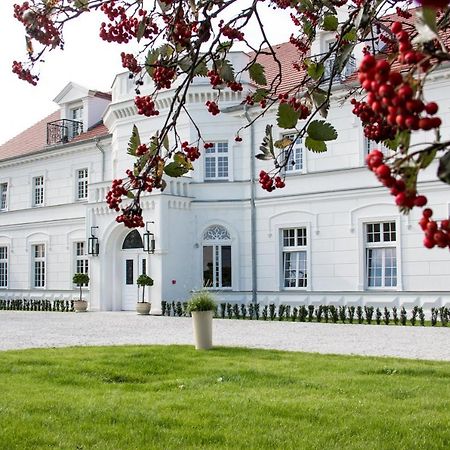 Palac Na Opieszynie Września Exteriör bild